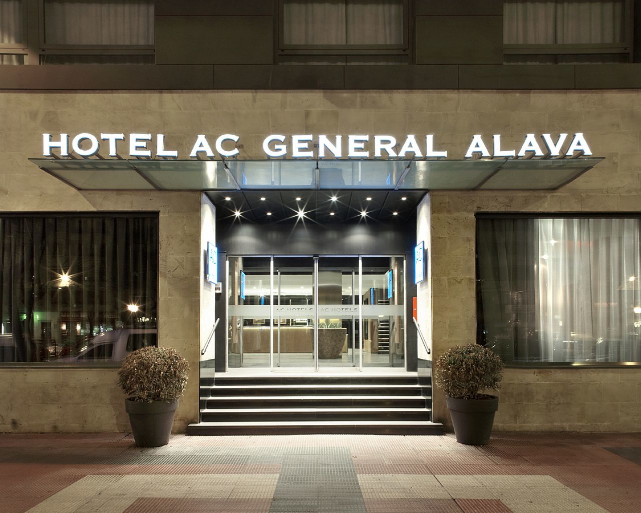 AC Hotel General Álava Vitoria Exterior foto